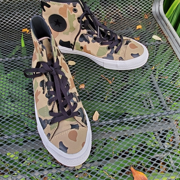 camouflage chuck taylors